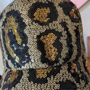 Sequin Leopard Print Cap
